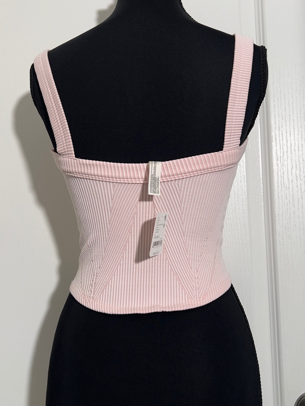 Free People Movement Perfectly Plated Cami size M-L - Picture 5 of 13